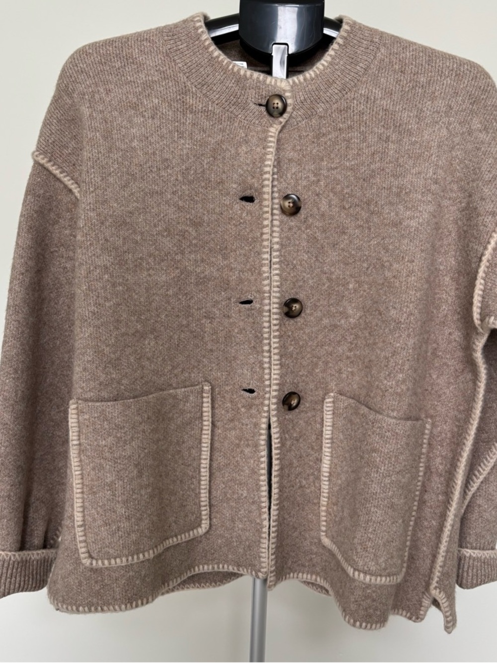 NWOT Neutral Beige Fringe Scarf Cardigan - Picture 3 of 7